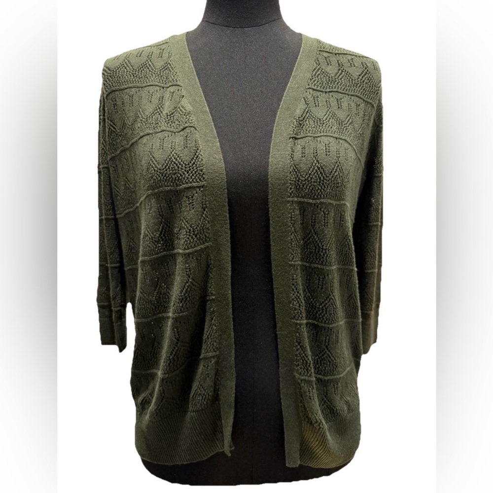 Preswick & Moore Women's Green 3/4 Sleeve Eyelet Sweater, Size Small